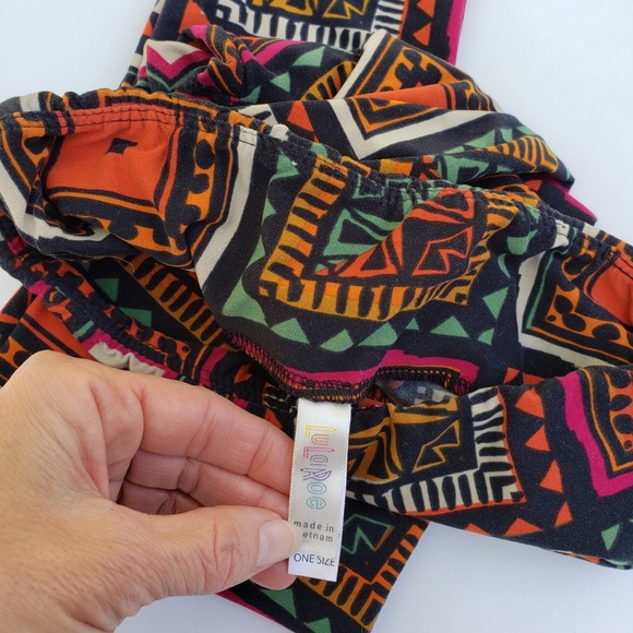 3/$15 LuLaRoe Leggings - Picture 3 of 4